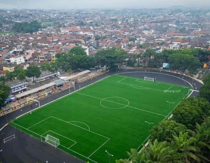 Dulu Lapangan Kerkhof Garut, Eks Makam Belanda. Kini Jadi Sarana Olahraga dan Wisata Kuliner