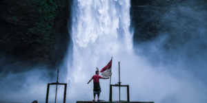 Inilah Keindahan Curug Sanghyang Taraje di Balik Hutan Garut