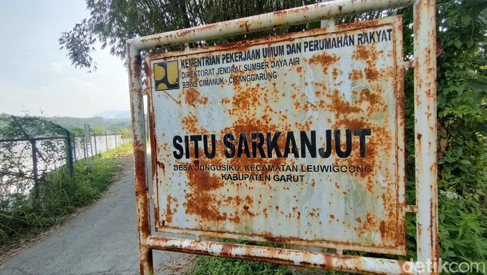 Inilah Mitos Kejantanan Pria dan Sejarah Situ Sarkanjut