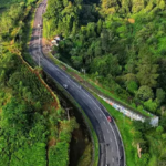 8 Tips Aman Lewat Tanjakan Panganten Garut. Simak Baik-baik Ya!