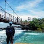 5 Tips Aman dan Nyaman saat Berenang di Pantai Garut Selatan