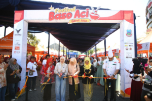 Mangkuk Hangat yang Menyatukan, 5 Keseruan di Festival Baso Aci Garut